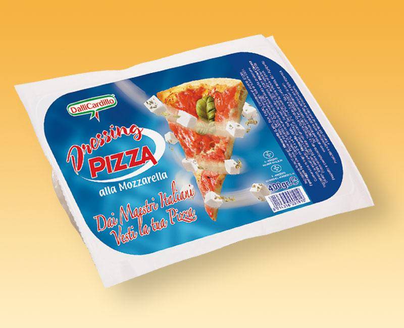 Dressing pizza alla mozzarella