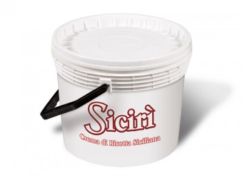 Read all: Ricotta cream Siciri'